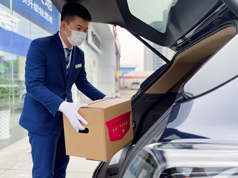 做客戶的“大白” 寧波凱迪為車(chē)主送上防疫物資